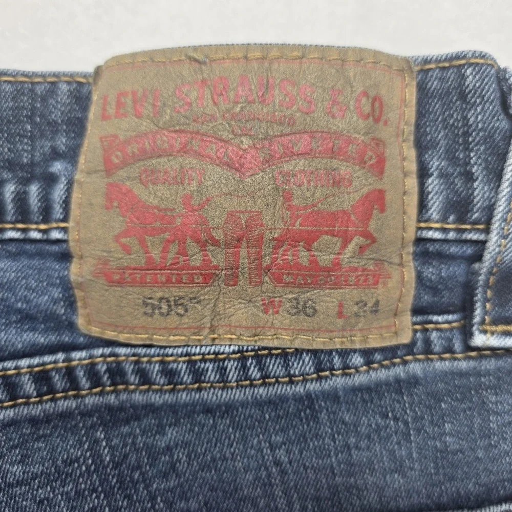 Levis 505 Jeans Mens 36x34 Dark Wash Blue Slim Straight Leg Mid Rise Stretch